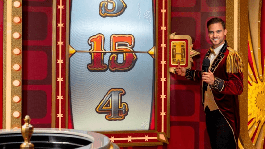 Mesa de ruleta en vivo de Evolution con crupier