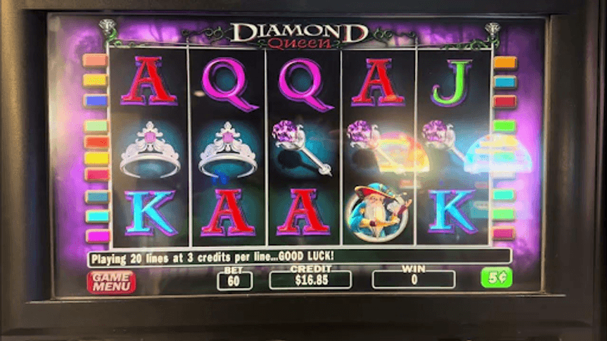 Diamond Queen slot machine by IGT IGT Diamond Queen online slot interface
